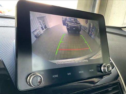 Used 2022 Mitsubishi Eclipse Cross SE image 12