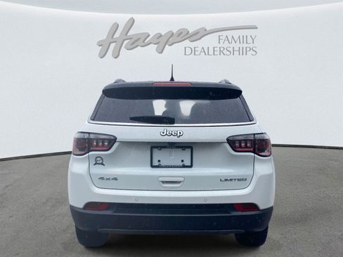 Certified 2024 Jeep Compass Limited image 42