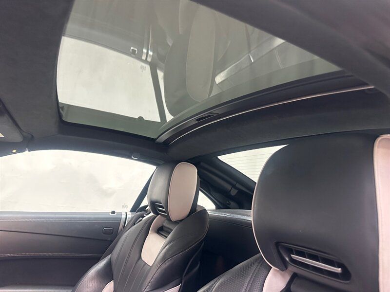Used 2015 Mercedes-Benz SL 550 w/ White Arrow Edition image 23