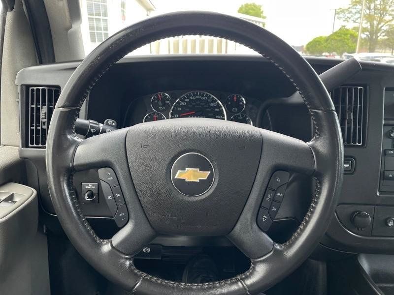Used 2020 Chevrolet Express 3500 w/ Driver Convenience Package RWD image 11