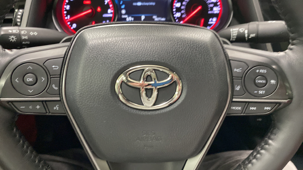 Used 2023 Toyota Camry XSE w/ Cold Weather Package FWD image 17