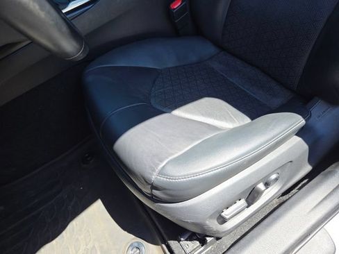 Used 2019 Toyota Camry XSE w/ Driver Assist Package FWD image 11