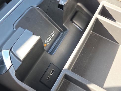 Used 2024 Chevrolet Silverado 2500 LTZ w/ LTZ Plus Package image 28