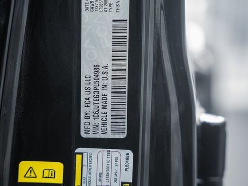 Used 2023 Jeep Gladiator Mojave w/ LED Lighting Group image 49