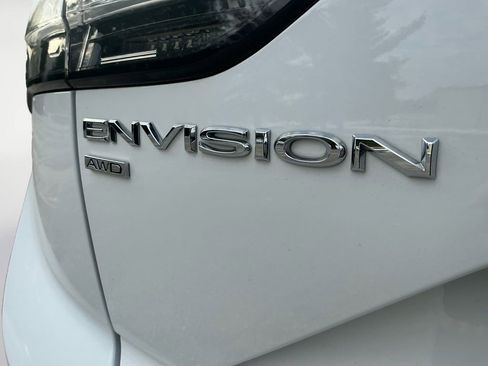 Used 2022 Buick Envision Avenir w/ Technology Package II image 16
