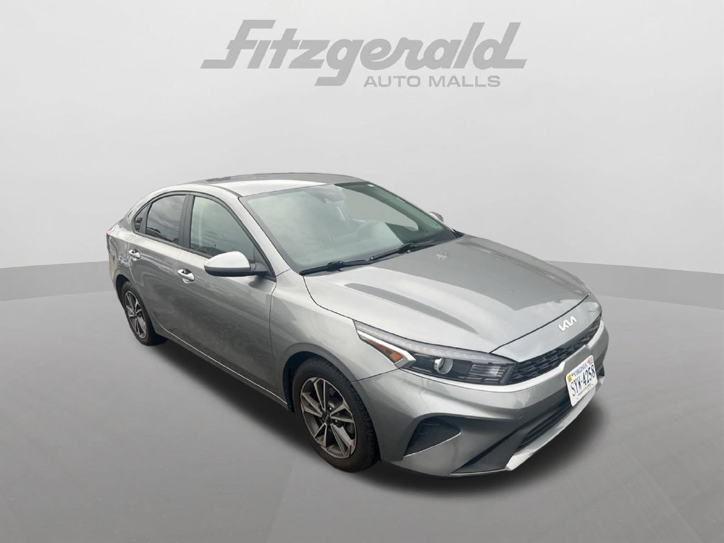 Used 2022 Kia Forte LXS FWD image 1