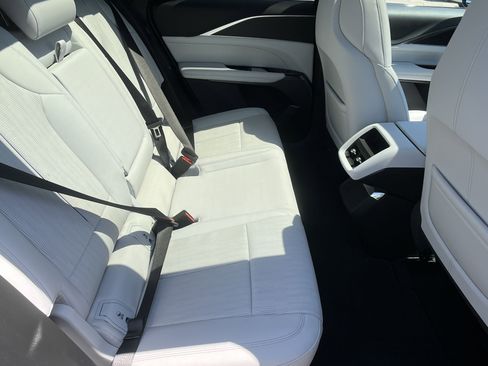 New 2025 Cadillac Lyriq Luxury image 17