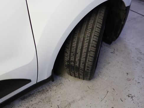 Used 2020 Ford Transit Connect XL image 38