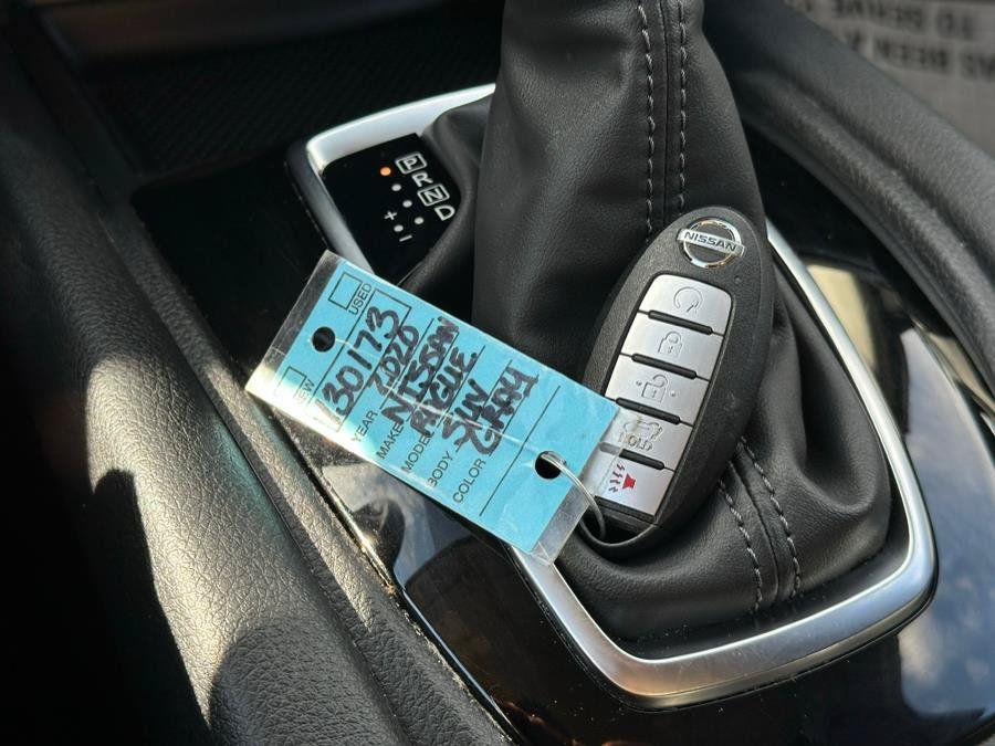 Used 2020 Nissan Rogue SV AWD/4WD image 42