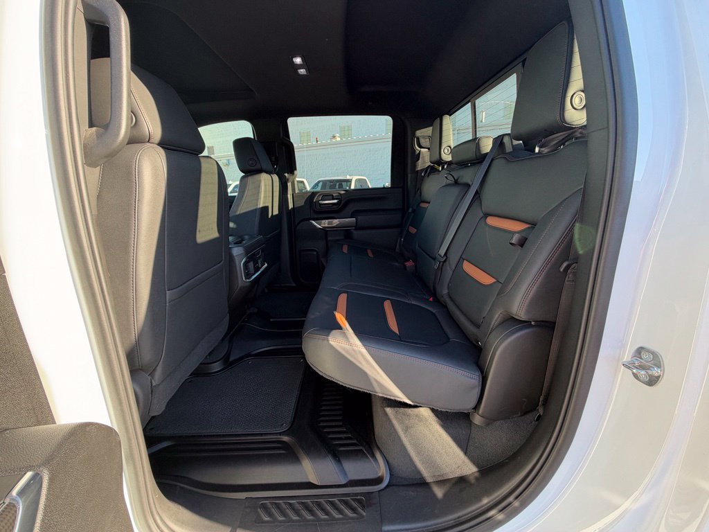 Used 2023 GMC Sierra 2500 AT4 w/ AT4 Premium Plus Package AWD/4WD image 25