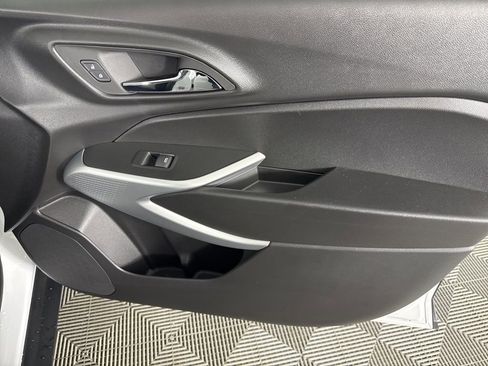 New 2026 Chevrolet Trax LS FWD image 31