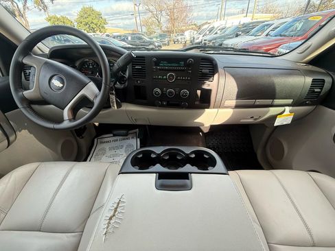 Used 2009 Chevrolet Silverado 1500 LT w/ Power Pack Plus image 9