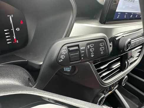 Used 2024 Ford Escape Active AWD/4WD image 25