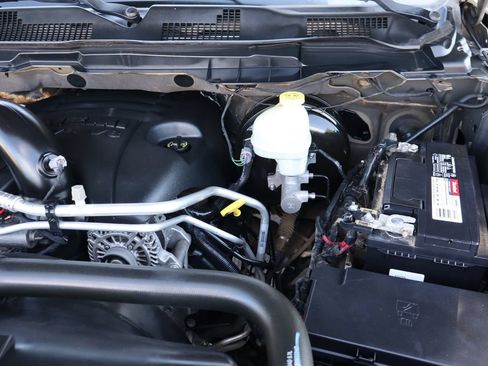 Used 2015 RAM 1500 Laramie w/ Convenience Group AWD/4WD image 39