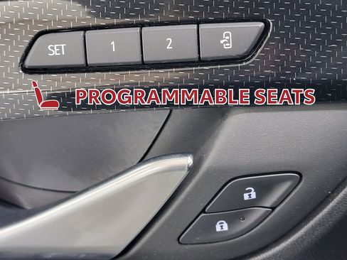 Used 2024 GMC Terrain AT4 w/ Tech Package image 31