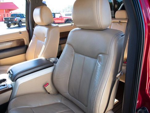 Used 2014 Ford F150 Lariat w/ Equipment Group 502A Luxury image 15