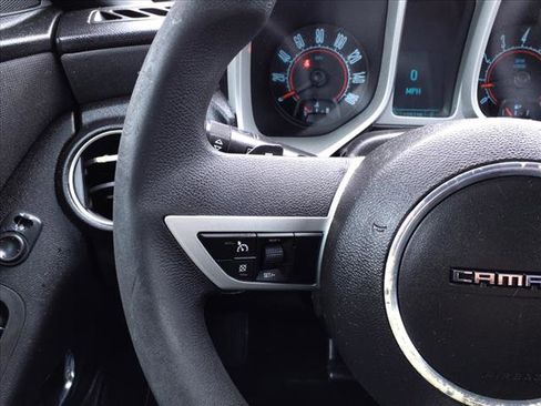 Used 2011 Chevrolet Camaro LT image 14
