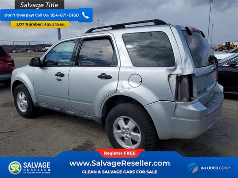 Used 2010 Ford Escape XLT image 3
