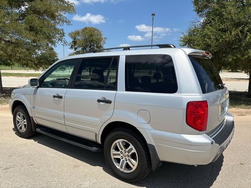 Used 2004 Honda Pilot EX image 16