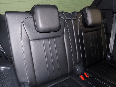 Used 2024 Volkswagen Tiguan SE R-Line w/ MDO Package, Three-Row image 18