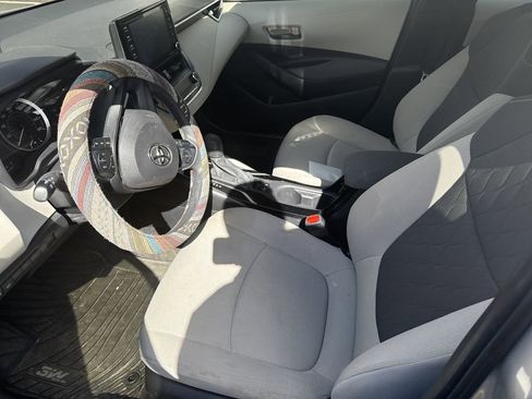 Used 2022 Toyota Corolla LE image 10