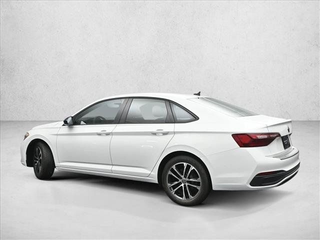 Used 2024 Volkswagen Jetta Sport FWD image 6