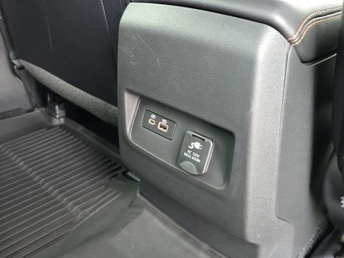 Used 2025 Nissan Frontier PRO-4X w/ Pro Premium Package image 17