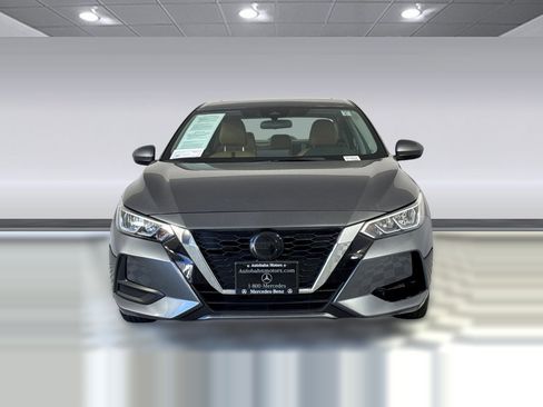 Used 2022 Nissan Sentra SV w/ SV Premium Package FWD image 5