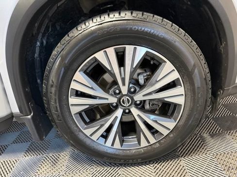 Used 2021 Nissan Rogue SV AWD/4WD image 44