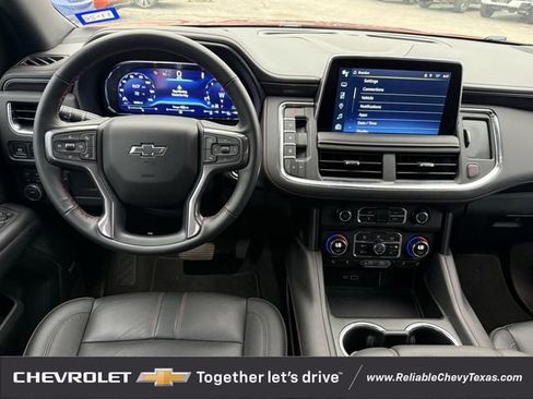 Used 2024 Chevrolet Suburban RST w/ Luxury Package AWD/4WD image 12