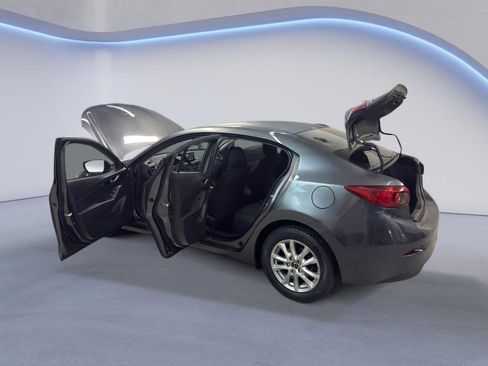 Used 2016 MAZDA MAZDA3 i Touring image 11
