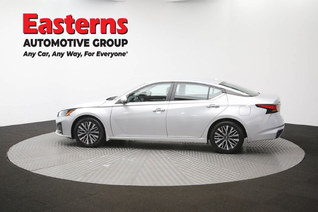 Used 2023 Nissan Altima 2.5 SV FWD image 63