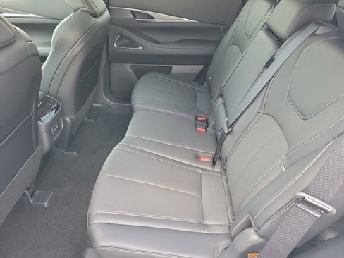 New 2026 INFINITI QX60 Luxe w/ Cargo Package AWD/4WD image 19