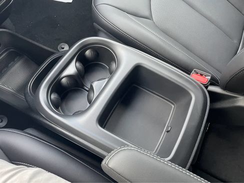 New 2026 Chrysler Pacifica Select FWD image 49