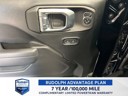 Used 2022 Jeep Wrangler Unlimited Sport image 15