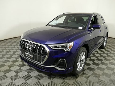 New 2025 Audi Q3 2.0T Premium image 7