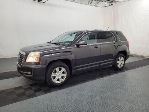 Used 2016 GMC Terrain SLE FWD image 2