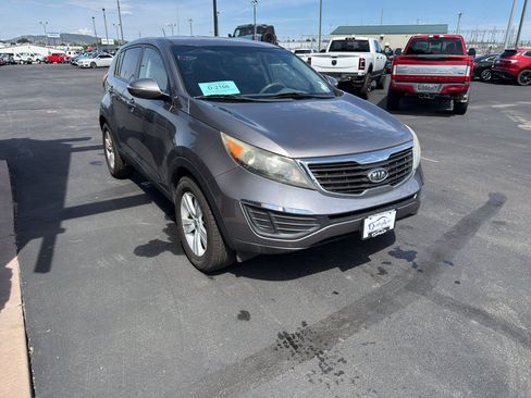 Used 2012 Kia Sportage LX FWD image 4