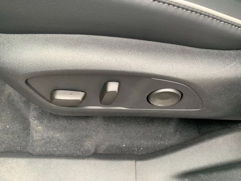 Used 2026 Buick Enclave Sport Touring w/ Power Package AWD/4WD image 24