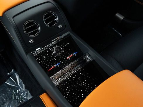 Used 2025 Rolls-Royce Spectre w/ Spectre Launch Package image 21