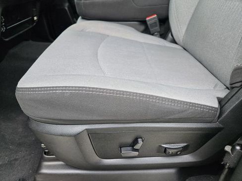 Certified 2024 RAM 2500 Big Horn w/ Level 2 Equipment Group image 26