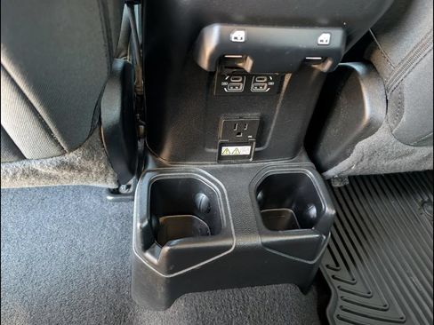 Used 2021 Jeep Gladiator Sport AWD/4WD image 18