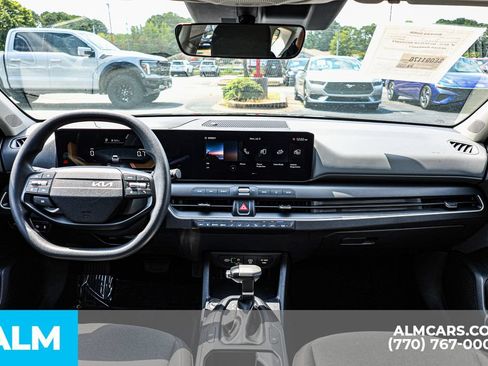 Used 2025 Kia K4 FWD image 28