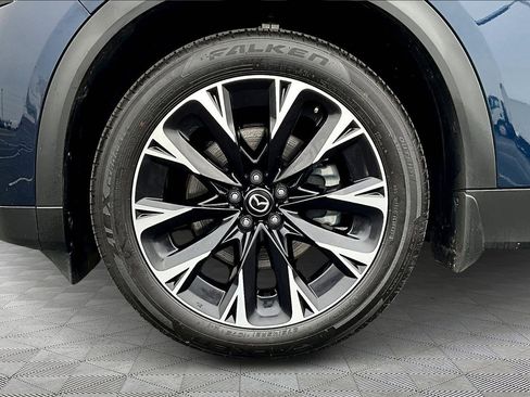 Used 2025 MAZDA CX-90 Plug-In Hybrid w/ Premium Plus image 36