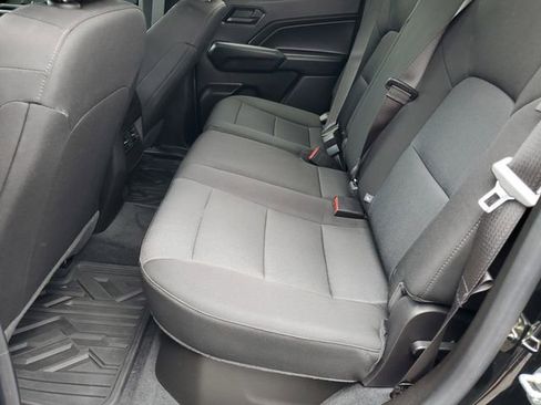 Used 2023 Chevrolet Colorado Trail Boss AWD/4WD image 21