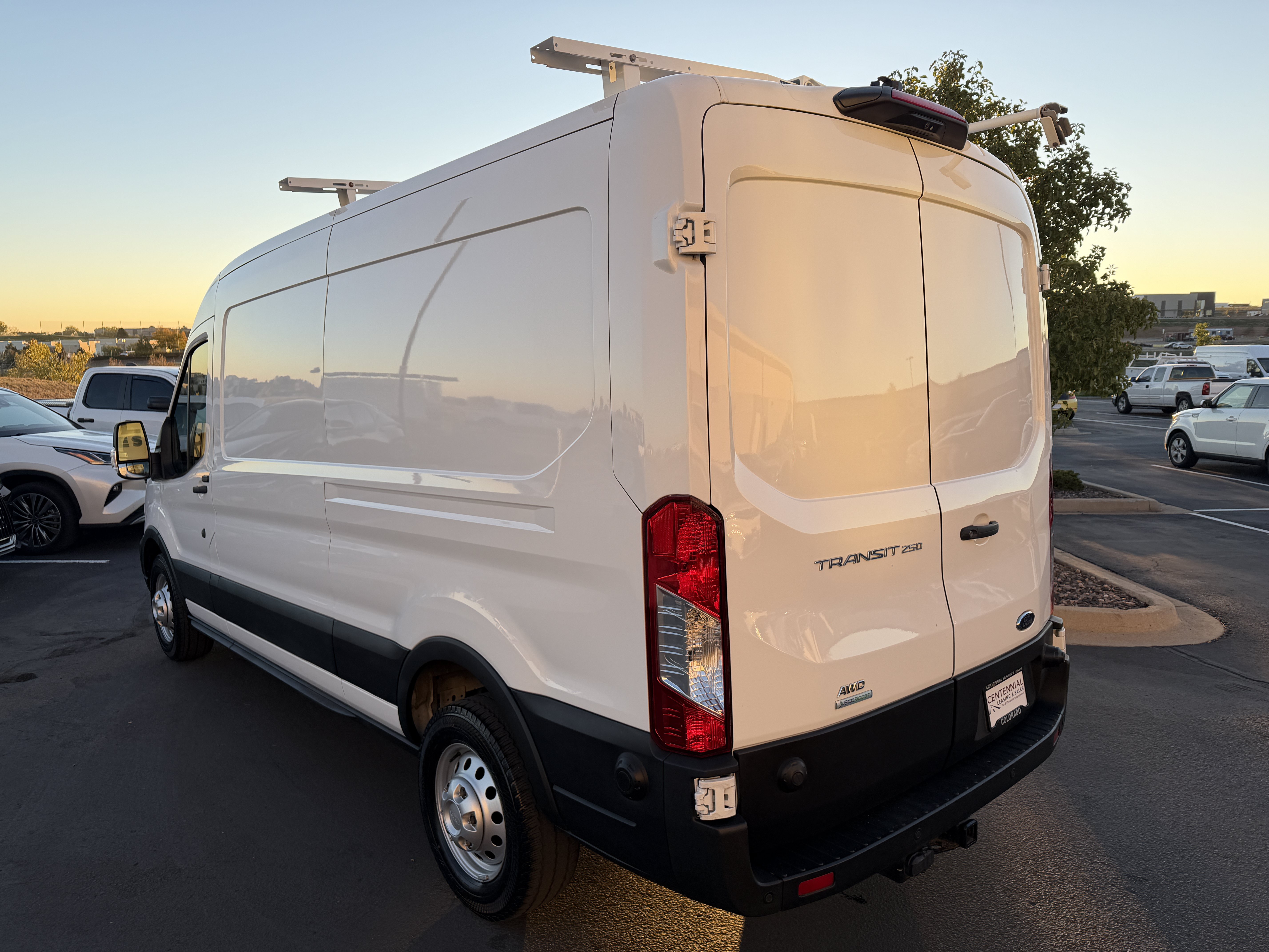 Used 2024 Ford Transit 250 148 Medium Roof Extended AWD image 5
