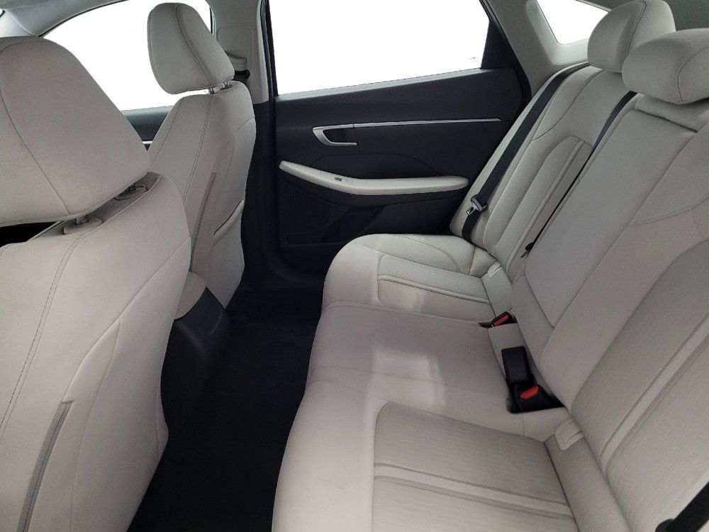 Used 2025 Hyundai Sonata SEL FWD image 18