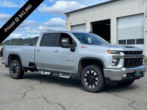 Used 2020 Chevrolet Silverado 2500 LT w/ All Star Edition image 4