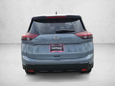 New 2026 Nissan Rogue SV FWD image 8