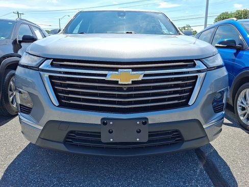 Certified 2023 Chevrolet Traverse High Country AWD/4WD image 2